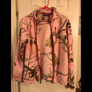 Women’s Ladies pink Realtree jacket Medium